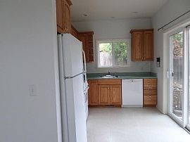 Ashland - Church St in Ashland, OR (Photo 6 of 8)