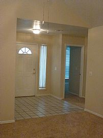 Great Location in Broken Arrow in Broken Arrow, OK (Photo 2 of 10)