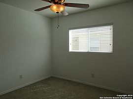 3 Beds 2 Baths 1,512 Sqft in San Antonio, TX (Photo 11 of 12)