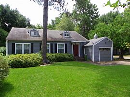 Charming Home in Broadmoor For Rent! in Shreveport, LA