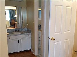 3 Bed, 1.5 Bath, 1921 Sqft, $1,200 in Syracuse, NY (Photo 6 of 10)