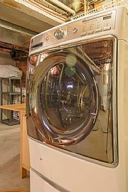 3 Bed, 1.5 Bath, 1620 Sqft, $2,500 in Arlington, MA (Photo 10 of 11)