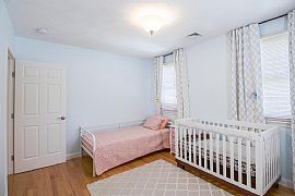 3 Bed, 1.5 Bath, 1620 Sqft, $2,500 in Arlington, MA (Photo 7 of 11)