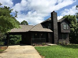 Lovely Home on Cue-De-Sac in Quiet Neighborhood in Haw Creek in Asheville, NC
