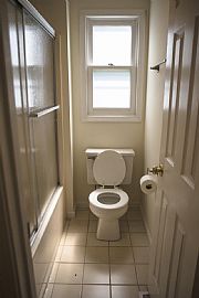 Lovely Home on Cue-De-Sac in Quiet Neighborhood in Haw Creek in Asheville, NC (Photo 8 of 8)