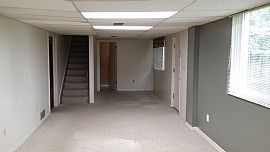 Lovely 3 Bed, 2 Bath Walkout Ranch on Corner Lot with 2 Drivewa in Omaha, NE (Photo 4 of 7)