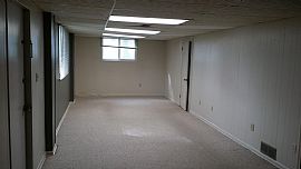 Lovely 3 Bed, 2 Bath Walkout Ranch on Corner Lot with 2 Drivewa in Omaha, NE (Photo 7 of 7)