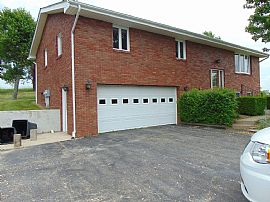 69960 Crescent Rd, Saint Clairsville, Oh 43950. in Saint Clairsville, OH