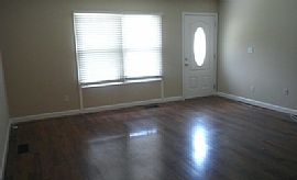 Wonderful Single Family House For Rent in Louisville, KY (Photo 2 of 6)