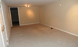 Wonderful Single Family House For Rent in Louisville, KY (Photo 5 of 6)