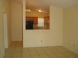 Conveniently Located, and Immaculate Rental! in Clearwater, FL (Photo 3 of 8)