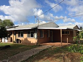 3 Bedroom North Shore Home 5min Walk to Haleiwa in Haleiwa, HI