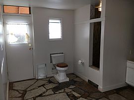 3 Bedroom North Shore Home 5min Walk to Haleiwa in Haleiwa, HI (Photo 3 of 8)