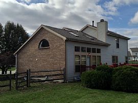 3 Bed, 2.5 Bath in Mason, OH (Photo 6 of 6)