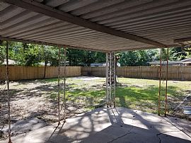 Updated Home in Quiet Neighborhood in Bossier City, LA (Photo 2 of 6)