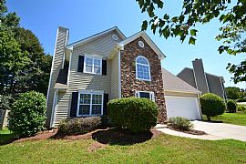 4327 Chesapeake Trace in Acworth, GA