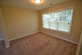 4327 Chesapeake Trace in Acworth, GA (Photo 3 of 11)