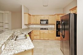 4327 Chesapeake Trace in Acworth, GA (Photo 4 of 11)