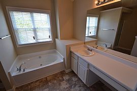 4327 Chesapeake Trace in Acworth, GA (Photo 6 of 11)