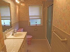 3 Bedroom, 2.5 Bath Brick Ranch with 3 Car Garage in Portage in Portage, MI (Photo 6 of 6)