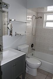 4 Bedroom Single Family Home with Pool in Tequesta in Jupiter, FL (Photo 10 of 12)