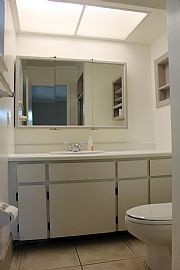 4 Bedroom Single Family Home with Pool in Tequesta in Jupiter, FL (Photo 6 of 12)