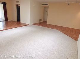 7407 N Mowry Pl, Tucson, Az 85741 in Tucson, AZ (Photo 3 of 10)