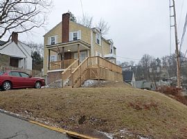Corner Lot of Somerset and Summit  3 Bedrooms  1.5 Bath in Charleston, WV