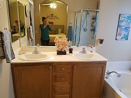 Cul-De-Sac 3 Bed, 2 Bath Single Story with Open Floor-Plan in Las Vegas, NV (Photo 4 of 7)