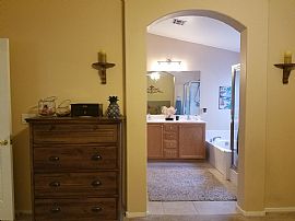 Cul-De-Sac 3 Bed, 2 Bath Single Story with Open Floor-Plan in Las Vegas, NV (Photo 5 of 7)