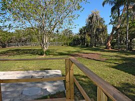 Come Home to This Delightful Period Home Conveniently Situated  in Bradenton, FL (Photo 3 of 9)