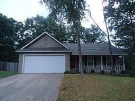 Home For Rent in West Little Rock Off Kanis Rd in The Point Wes in Little Rock, AR