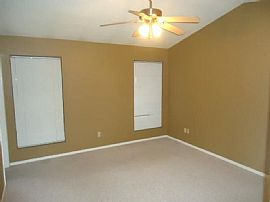 Home For Rent in West Little Rock Off Kanis Rd in The Point Wes in Little Rock, AR (Photo 9 of 11)