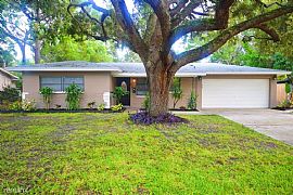 Absolutely Love This Freshly Renovated Three Bedroom, Two Bath  in Saint Petersburg, FL