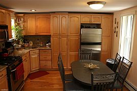 Very Private, Two Floor House For Rent in Manhattan, NY (Photo 2 of 7)