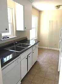 3 Bedroom, 2 Bath Home For Rent Near Bob Jones University  in Greenville, SC (Photo 5 of 10)