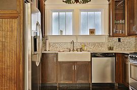  Charming Home in Crescent Hill. This 4 Bedroom, 2 Bath  in Louisville, KY (Photo 10 of 12)