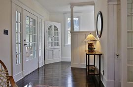  Charming Home in Crescent Hill. This 4 Bedroom, 2 Bath  in Louisville, KY (Photo 4 of 12)