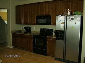 17392 W Red Bird Rd, Surprise, Az 85387 in Surprise, AZ (Photo 4 of 12)