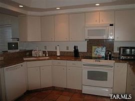 7157 E Grey Fox Ln, Tucson, Az 85750 in Tucson, AZ (Photo 6 of 11)