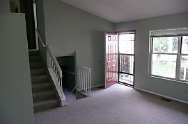 Beautiful 3 Bedroom,2 Baths Home in Colorado Springs in Colorado Springs, CO (Photo 3 of 10)