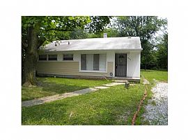 Adorable House in Lawrence, IN