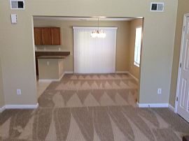 Cute and Specious Great 3 Bedrooms, 2 Bathrooms in Atlanta, GA (Photo 2 of 8)