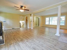 Beautiful Remodeled in 2016 Ranch Style House in Columbia, SC (Photo 5 of 10)