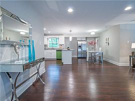 4 Bedrooms, 2 Bathrooms Absolutely Beautiful and Bright Spaciou in East Point, GA (Photo 2 of 7)