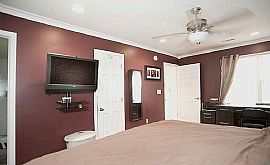 Great Family Home Conveniently Located Near Interstate  in Chesapeake, VA (Photo 6 of 8)