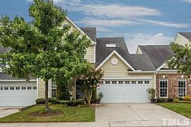 Beautiful 3 Bedroom 2.5 Bath Townhome with An Open Floor Plan I in Raleigh, NC