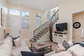3 Beds 2.5 Baths 1,383 Sqft in San Diego, CA (Photo 6 of 12)