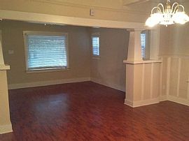 Beautiful Single Family House! in Los Angeles, CA (Photo 2 of 11)