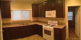 Beautiful Single Family House! in Los Angeles, CA (Photo 5 of 11)